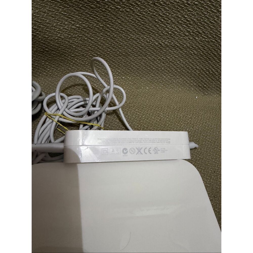 Apple AirPort Extreme Base Station A1354 Wireless Router WiFi Network - Picture 7 of 7